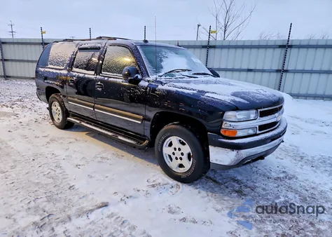 2004 Chevrolet Suburban K1500 z USA, uszkodzony, nr VIN 1GNFK16Z64J141453